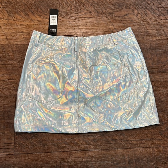 Holographic Mini Skirt Size Small - Picture 2 of 2